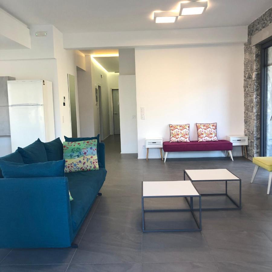 Elion Luxury Apartments Kalamata Bagian luar foto