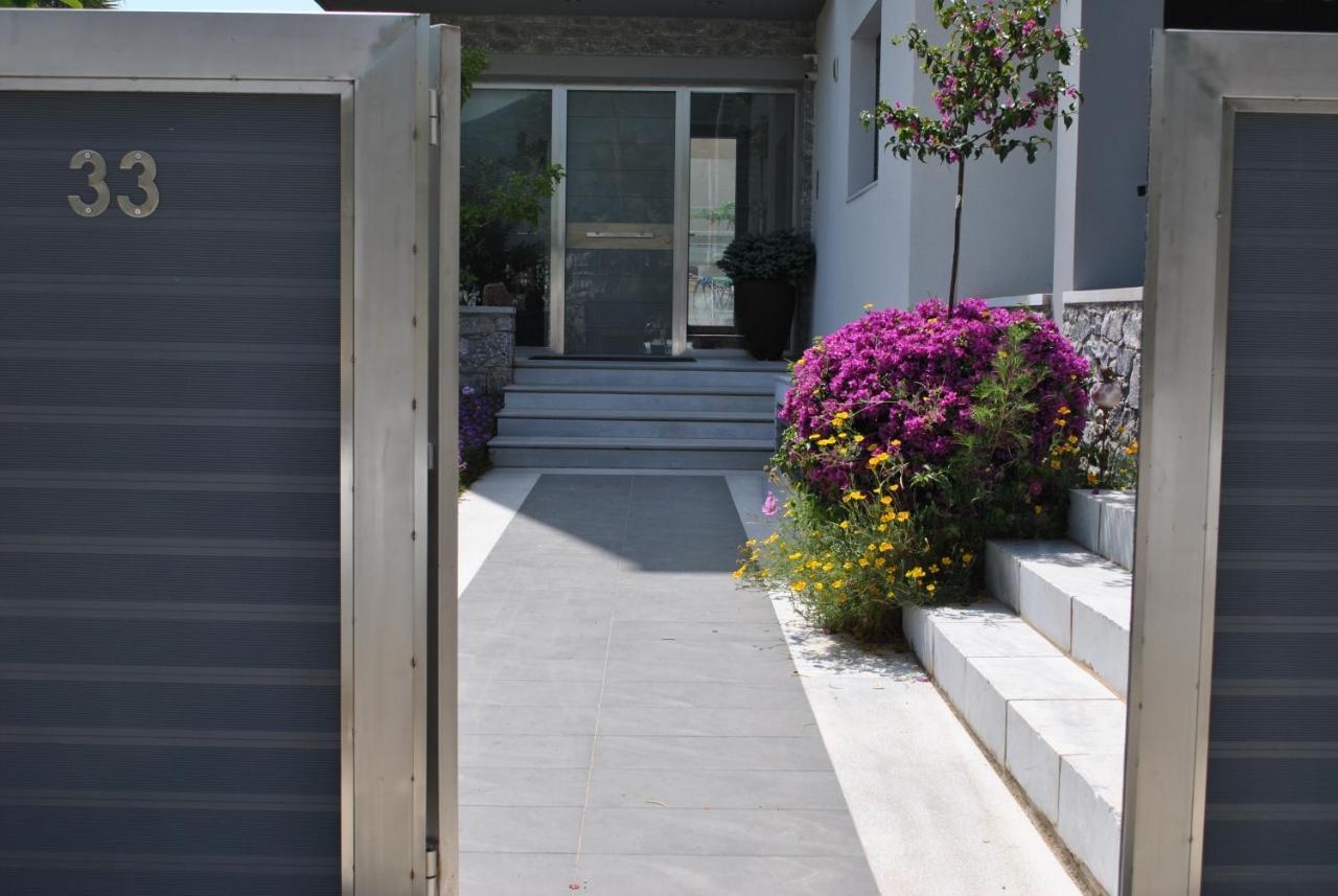 Elion Luxury Apartments Kalamata Bagian luar foto