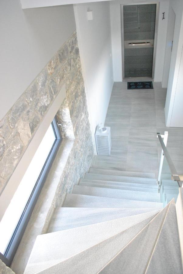 Elion Luxury Apartments Kalamata Bagian luar foto